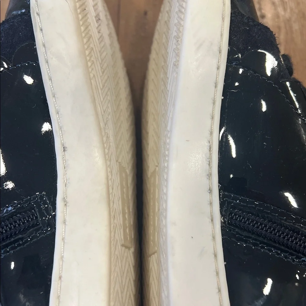 Jacadi navy patent leather high top sneakers girls 31 US 13 scalloped detail